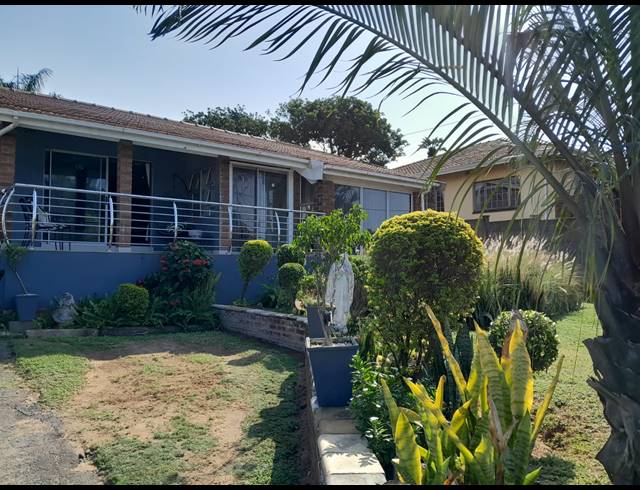 5 BEDROOM HOUSE FOR SALE IN BLUFF